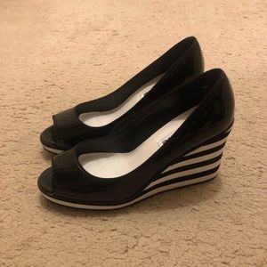 Never Worn Black & White Striped Wedges